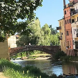  Appartamento Mansardina Artista Italia